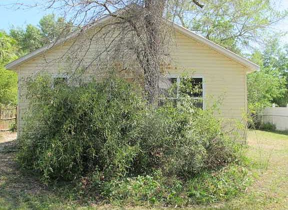 5th image of 321 James Clay St