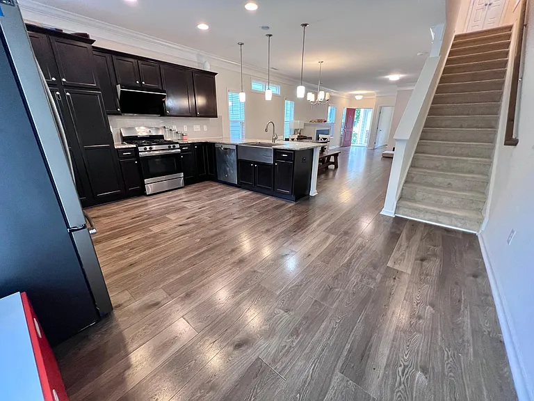 1268 Russet Ln — Photo 12