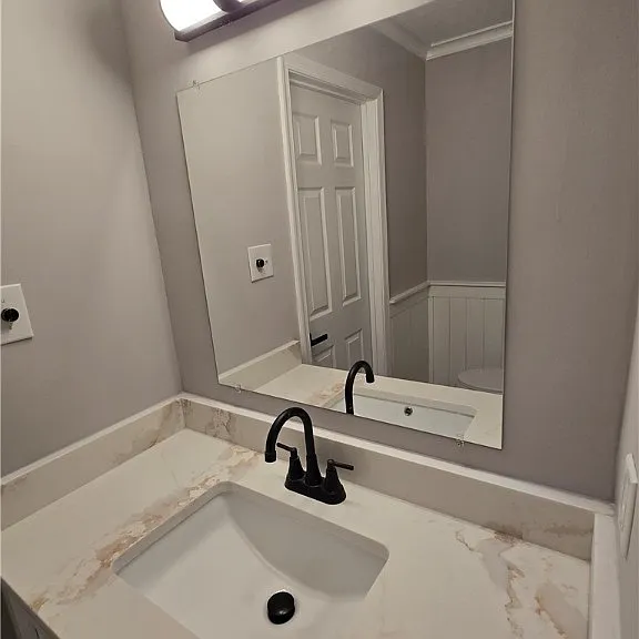 419 Airycrest Dr — Photo 27