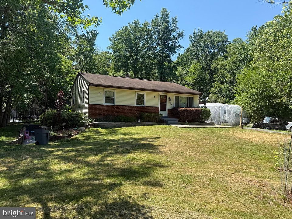 1st image of 2905 Accokeek Rd W