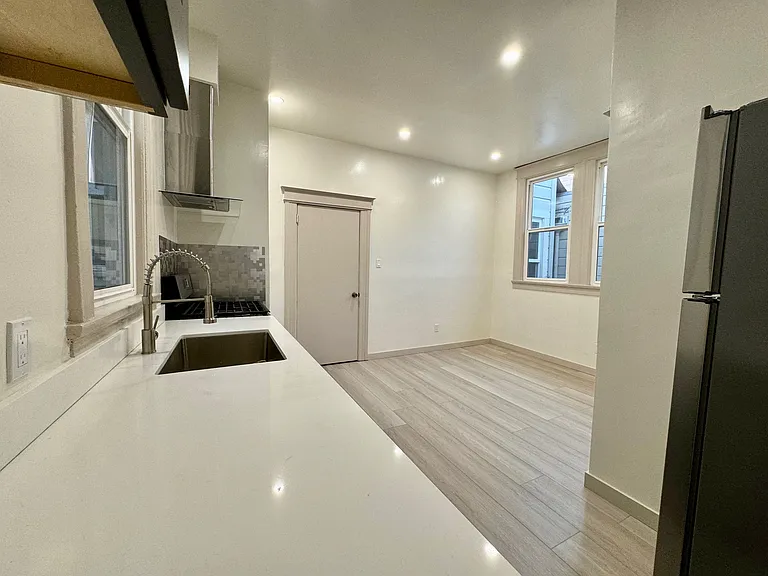 73 John St #1 — Photo 3
