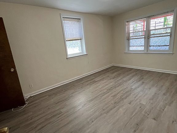 4th image of 8642 Little Neck Pkwy Floor 1