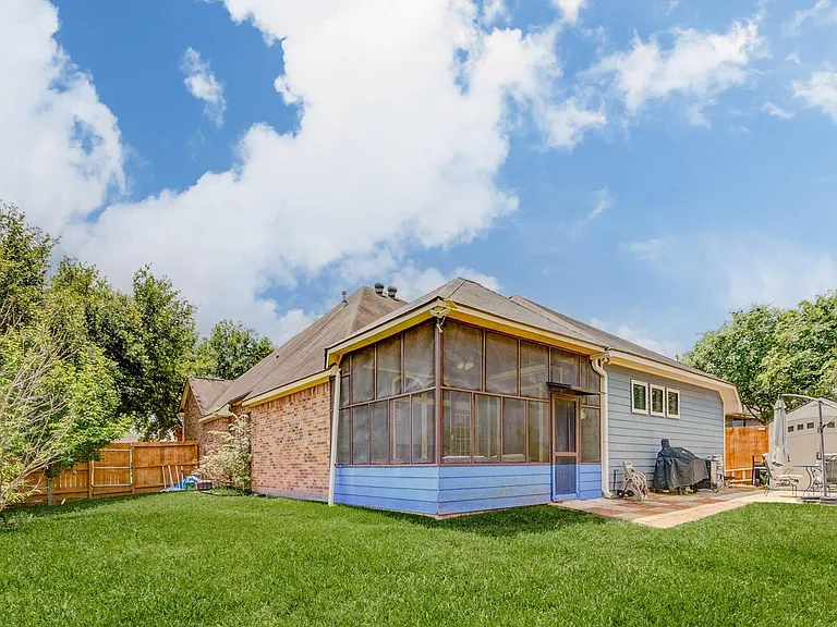 940 Oak Lynn Dr — Photo 22