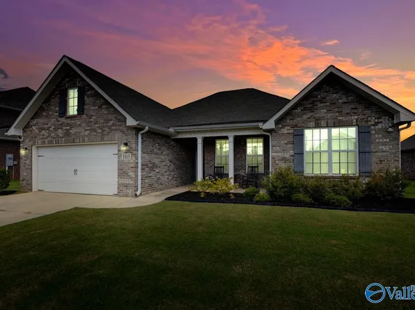 103 Slade Thomas Dr, Meridianville, AL 35759