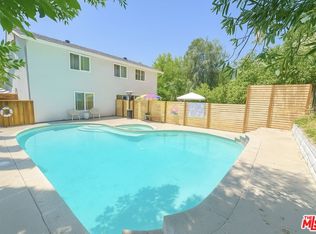 3952 Patrick Henry Pl, Agoura Hills, CA 91301