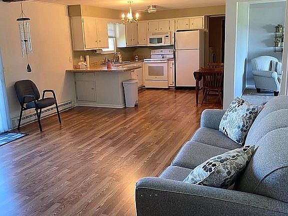 4th image of 1680 Palmer Dr