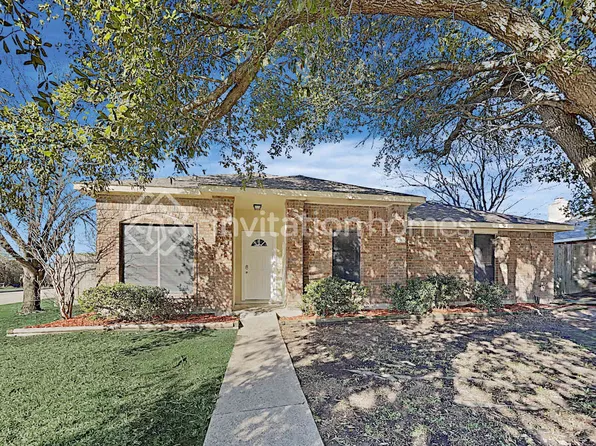 7001 Seascape Dr, Rowlett, TX 75088