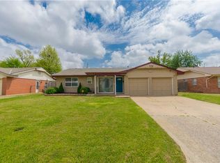 7728 NW 29th St, Bethany, OK 73008