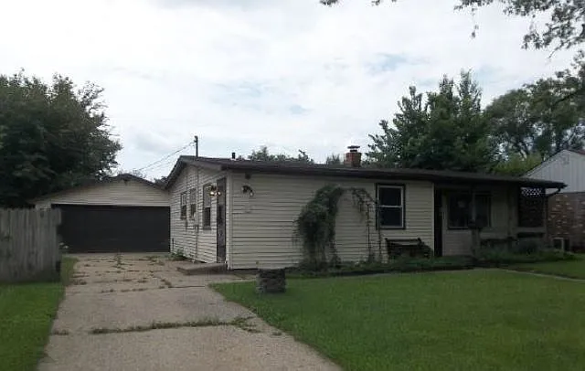 2716 Cameron Ave photo 1