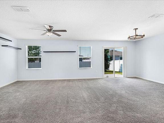 4th image of 2165 Pebble Point Dr