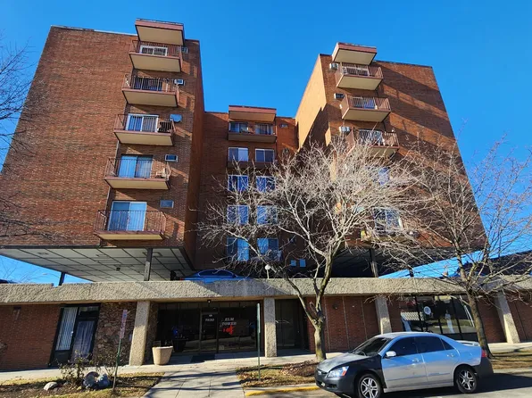 7830 W North Ave APT 606, Elmwood Park, IL 60707