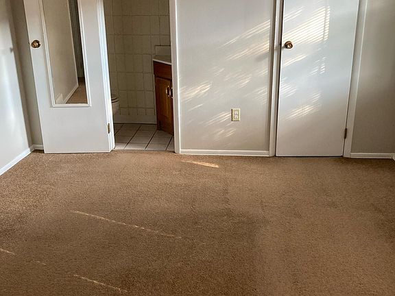 4th image of 835 Lindenwood Dr