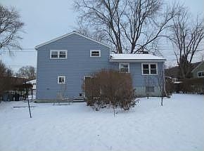 3rd image of 4513 Washington Dr