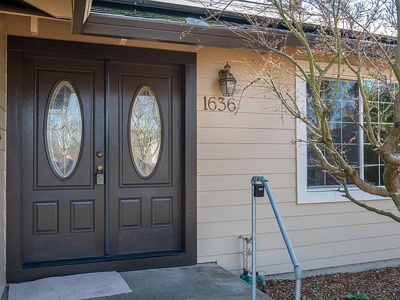4th image of 1636 Sarkesian Drive