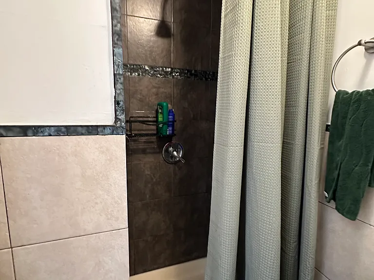 318 Jefferson St #3L — Photo 8
