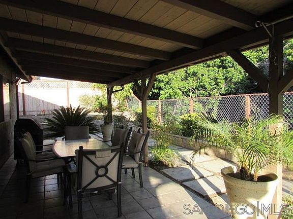 4th image of 386 Bay Leaf Dr