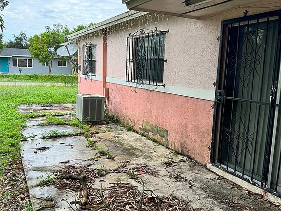 4th image of 3800 NW 208th St