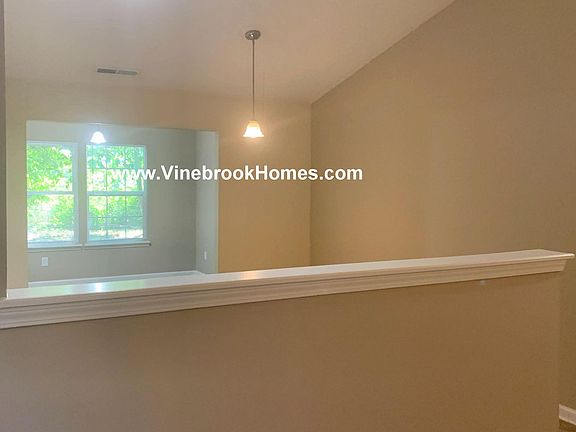 4th image of 11444 Shady Hollow Ln