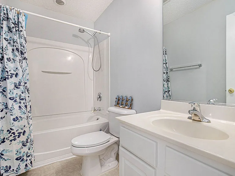 121 Olde Towne Way #2 — Photo 16