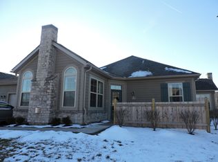 305 Stoneshire Loop, Pataskala, OH 43065