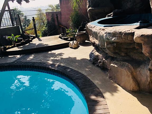 2nd image of 3264 Palmer Dr