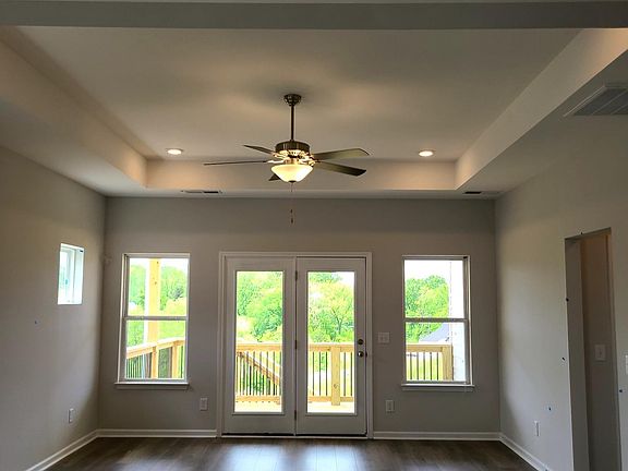 3rd image of 9693 Kaplan Ave