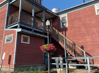 60 Main St #1, Amherst, MA 01002