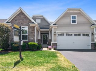 1615 Colchester Ln, Aurora, IL 60505