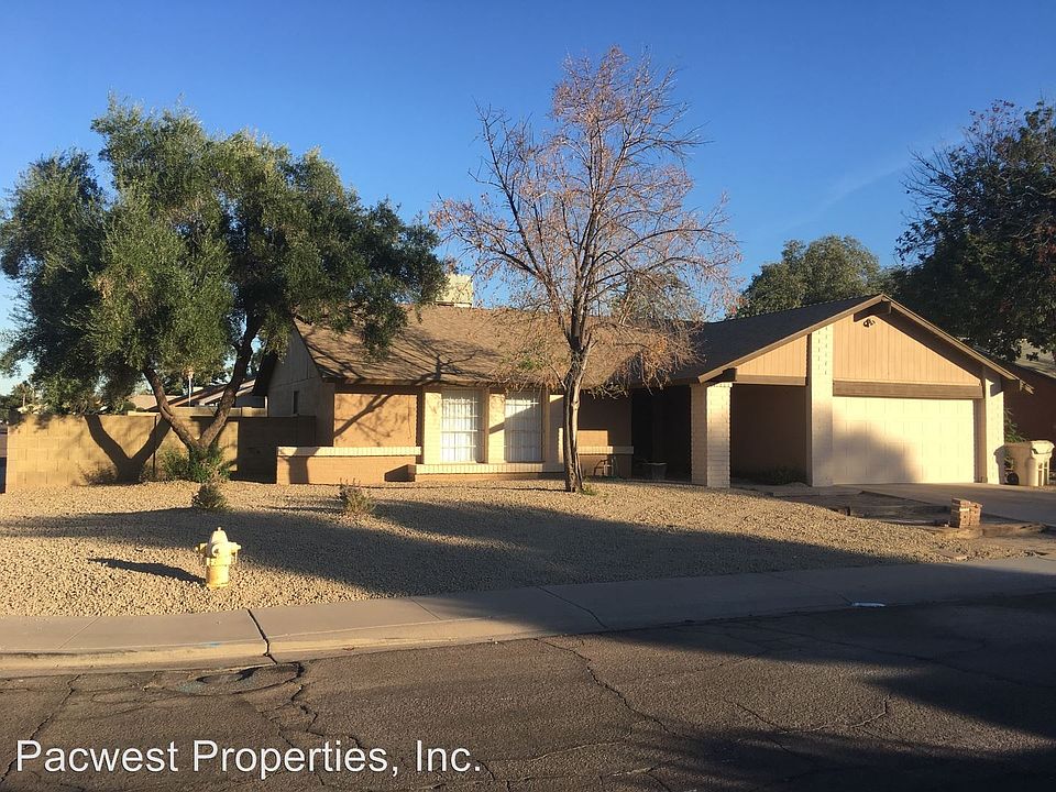1st image of 11615 N 64th Dr