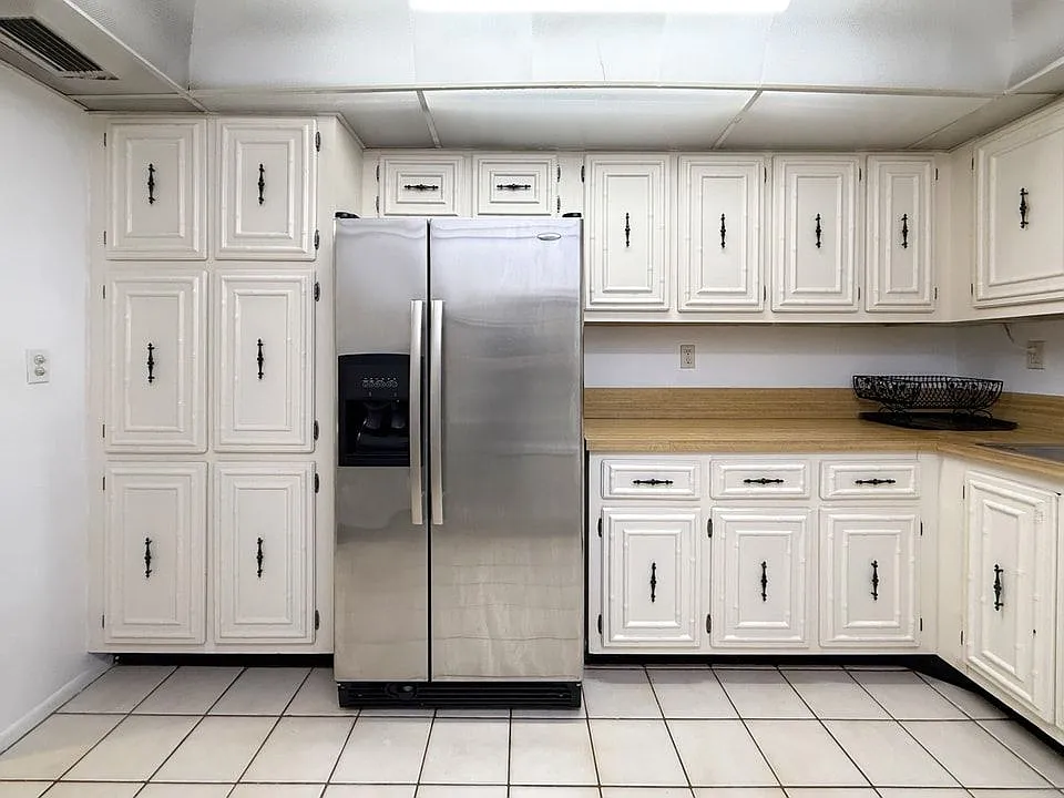 2 bed, 2.0 bath, 1075 sqft, $1,980 — Photo 3