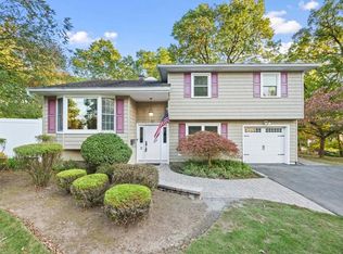 57 Shetland Dr, New City, NY 10956