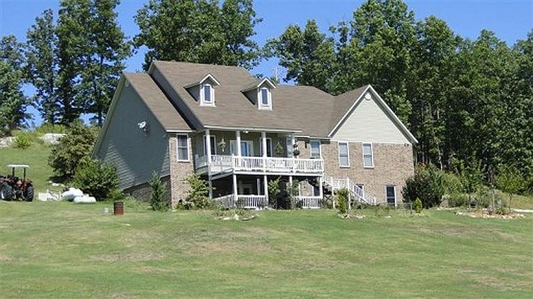 1st image of 60 Hisaw Ln