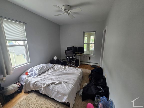 5th image of 25 Raymond St #12