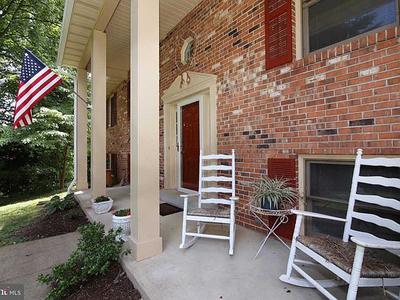 5th image of 34 Mourning Dove Dr