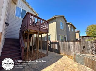 1253 Castellana Ln, Santa Rosa, CA 95404