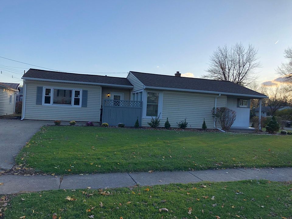 1st image of 757 Montrose Ave
