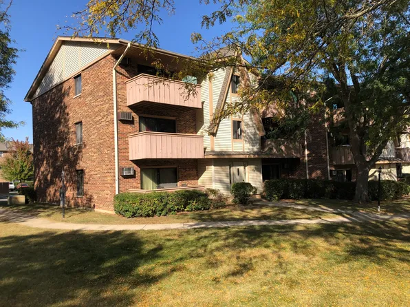 15 Echo Ct APT 2, Vernon Hills, IL 60061