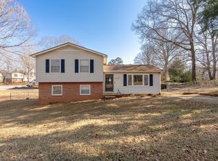 128 Buckey Ct, Simpsonville, SC 29680