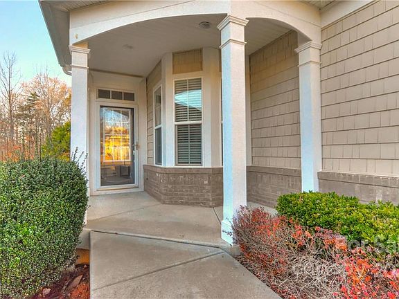 2nd image of 19225 Mallard Dr