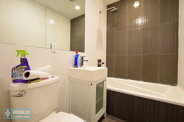 Rented by null | media 57