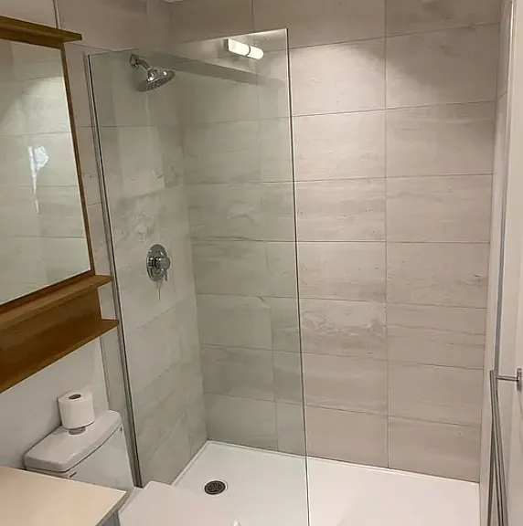 2493 Montrose Ave #410 — Photo 21