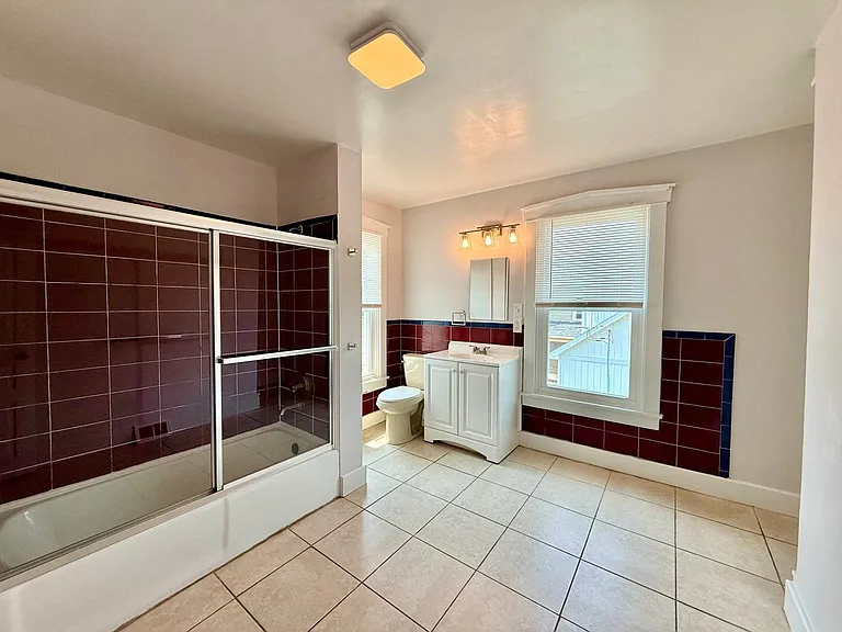 37 N Kinzer Rd — Photo 19