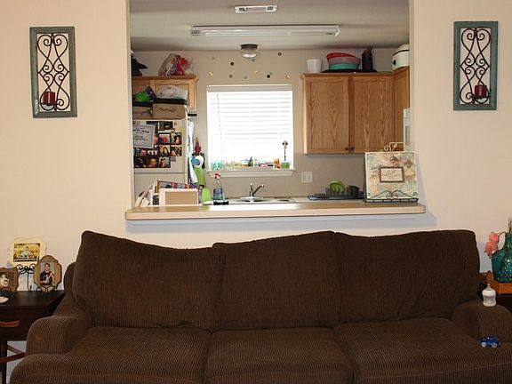 3rd image of 3742 Oldenburg Ln
