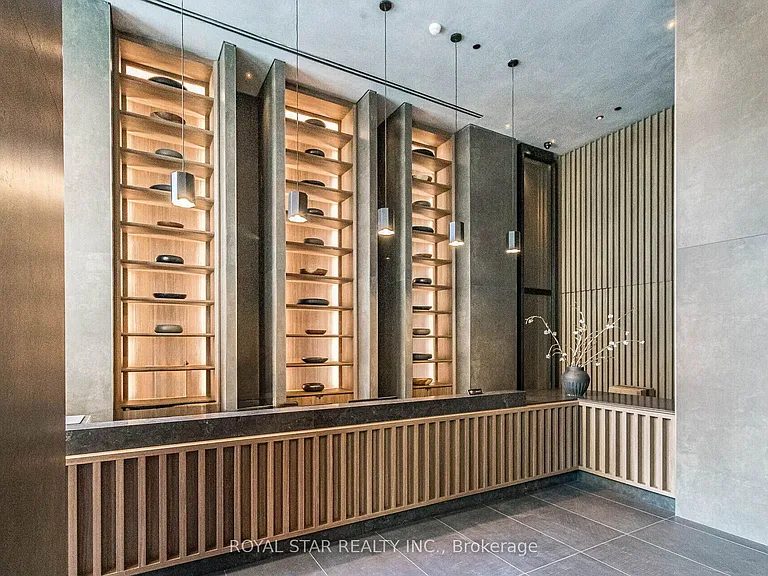 55 Charles St E #2706 — Photo 8