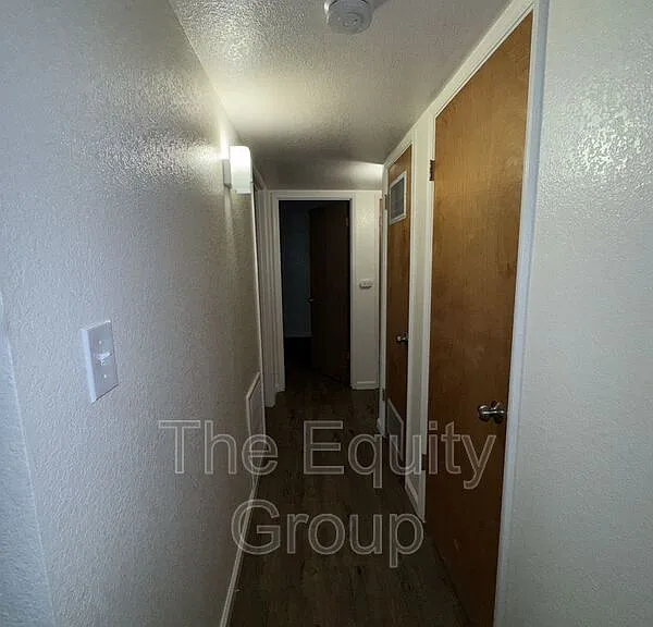 1326 W Elowin Ave — Photo 11