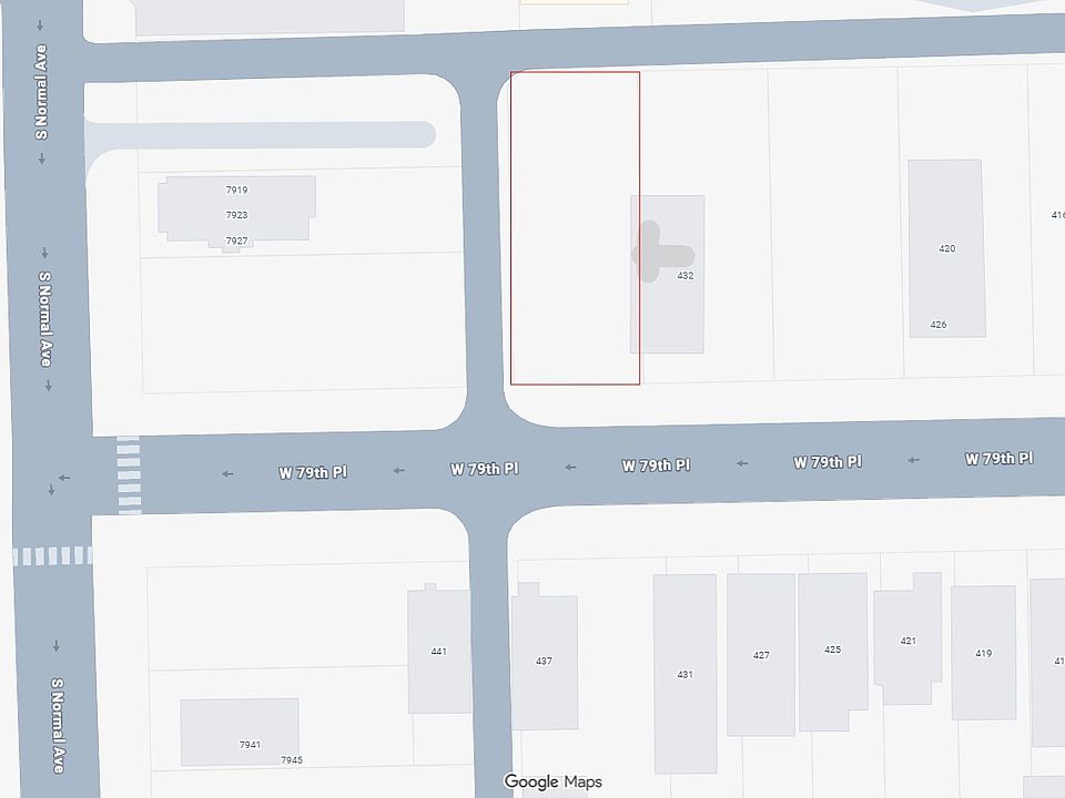 2nd image of 442 W 79th Pl
