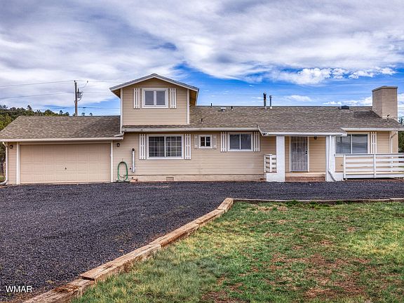 2nd image of 1075 Rim View Dr