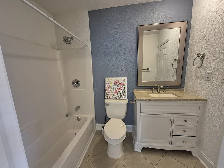 546 Broad St — Photo 13