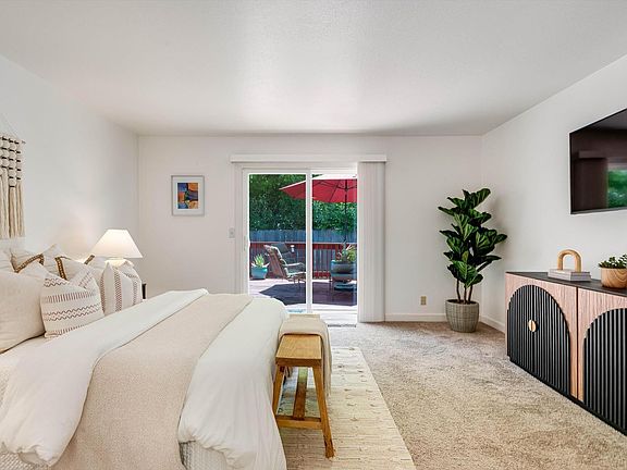 5th image of 2668 Hidden Valley Lane