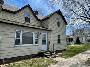 1614 1/2 Tainter St #1614, Menomonie, WI 54751